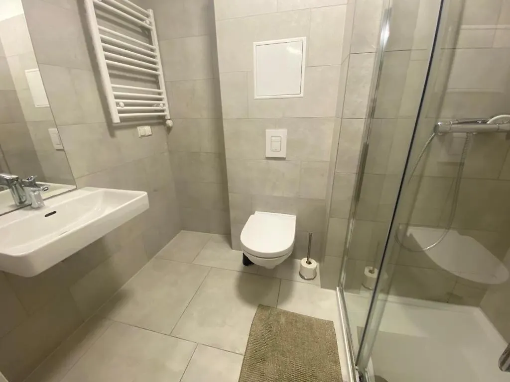 Vienna'S Danube Apartments